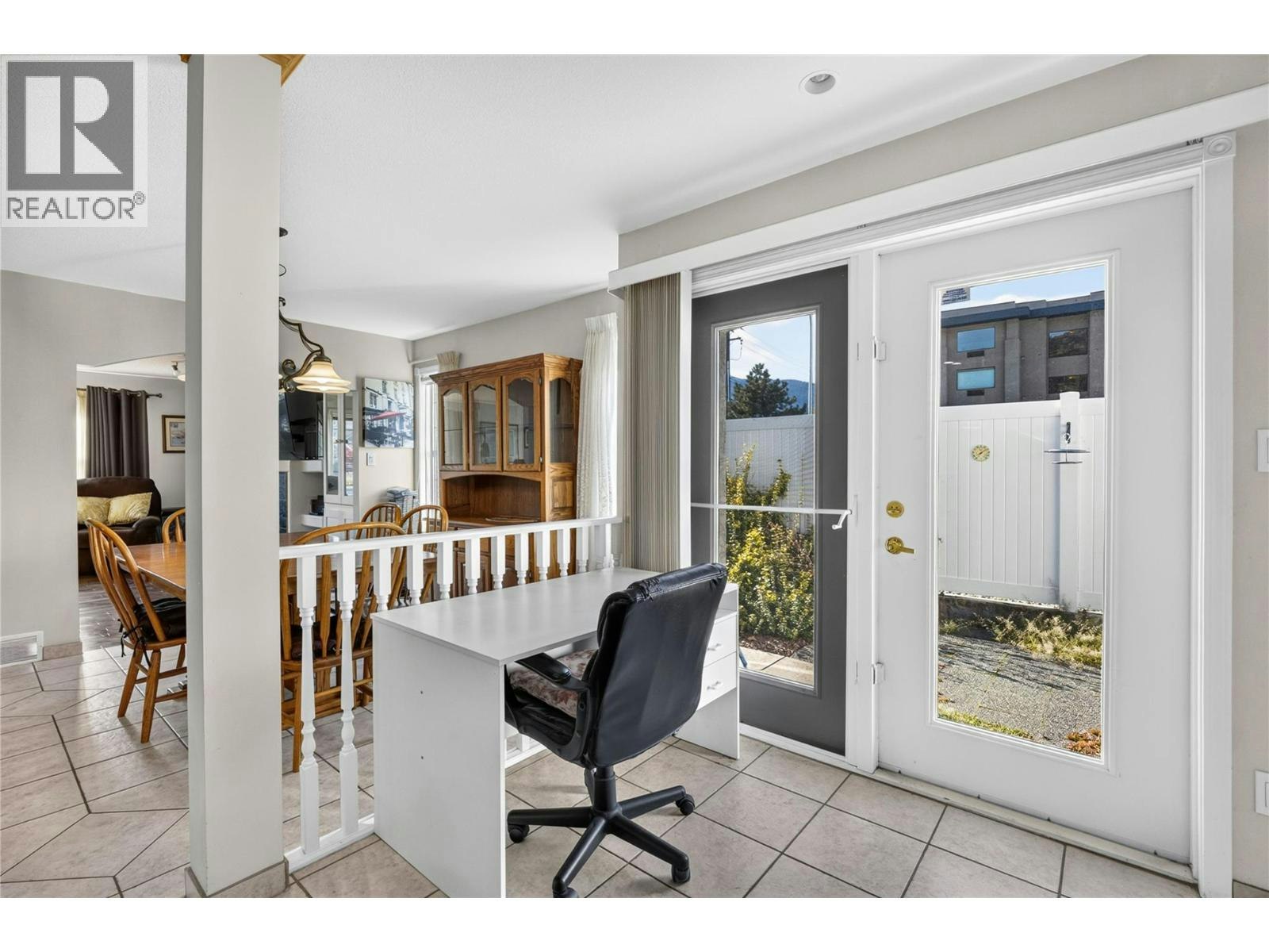 153 Yorkton Avenue, Penticton, BC, V2A 3V3 - 10