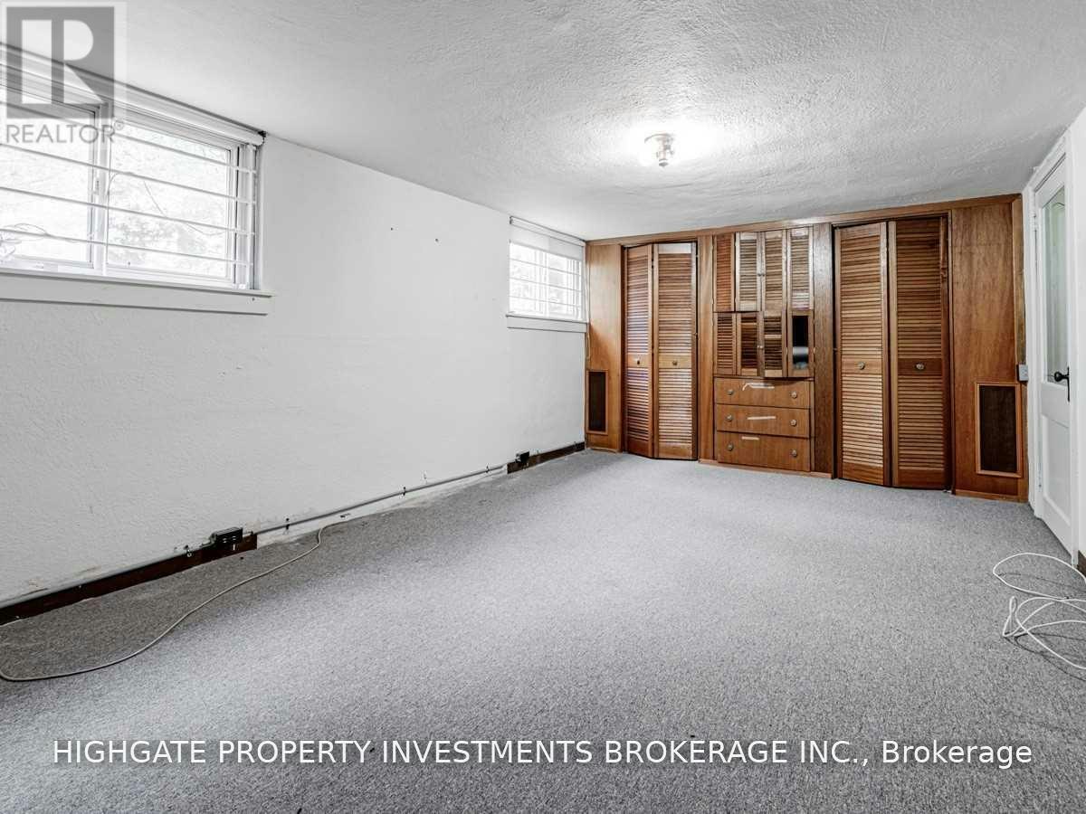 323 Rumsey Road, Toronto, ON, M4G 1R6 - 22