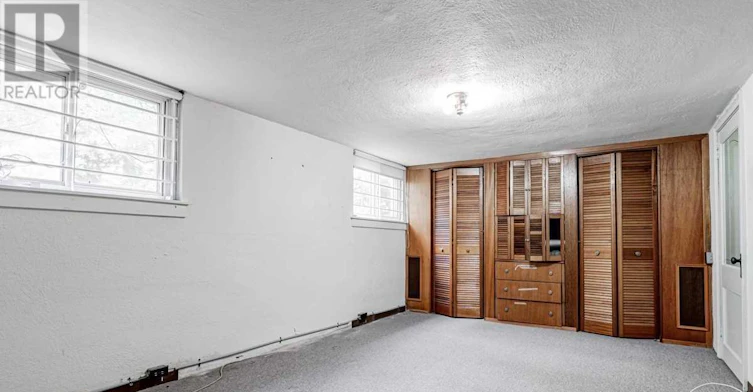 323 Rumsey Road, Toronto, ON, M4G 1R6 - 22