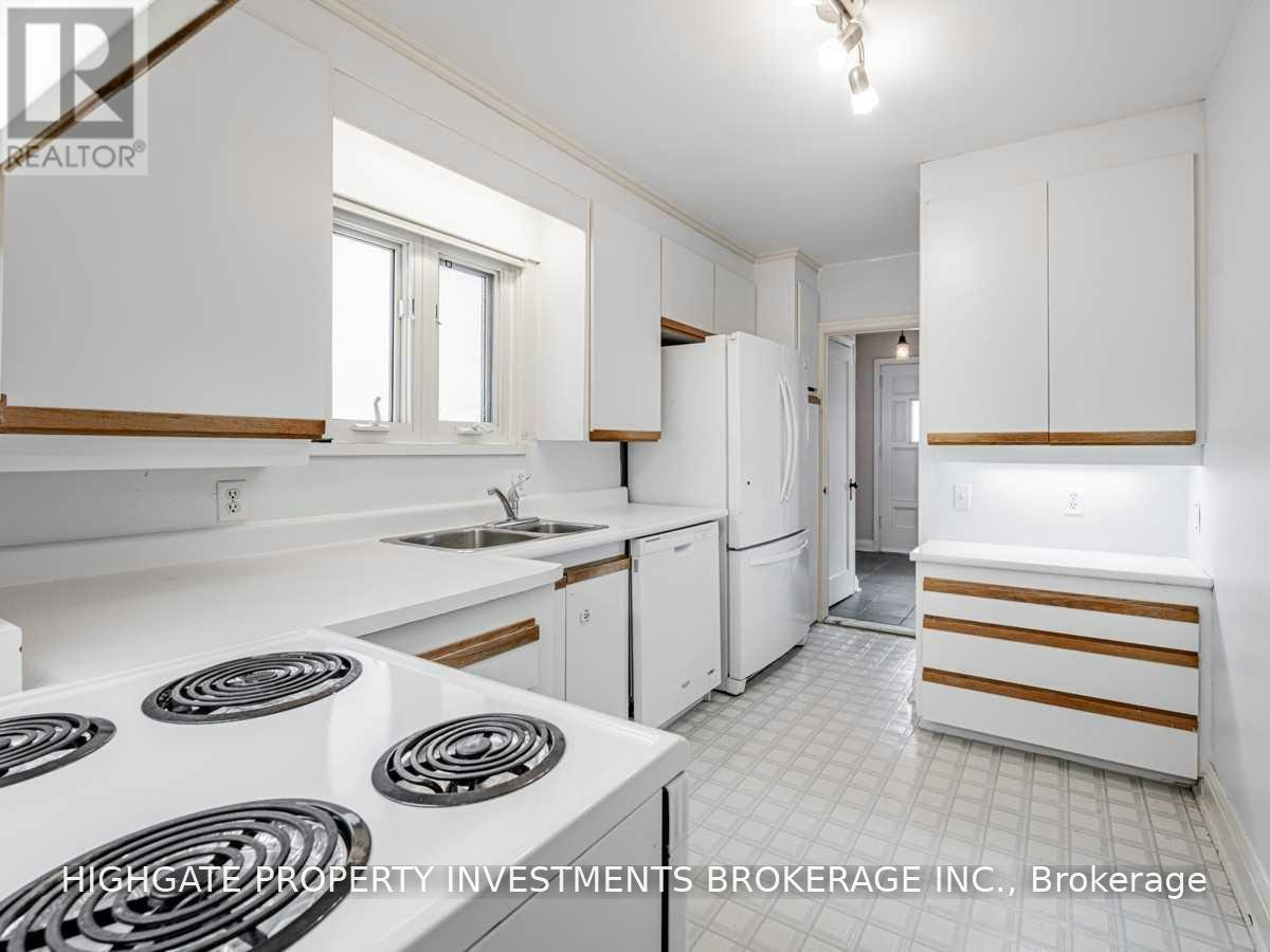 323 Rumsey Road, Toronto, ON, M4G 1R6 - 13