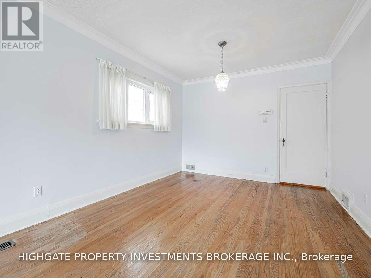 323 Rumsey Road, Toronto, ON, M4G 1R6 - 8