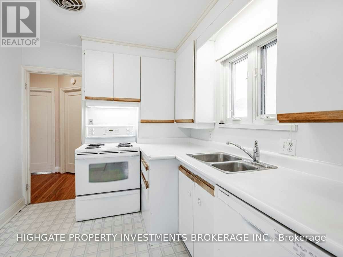323 Rumsey Road, Toronto, ON, M4G 1R6 - 17