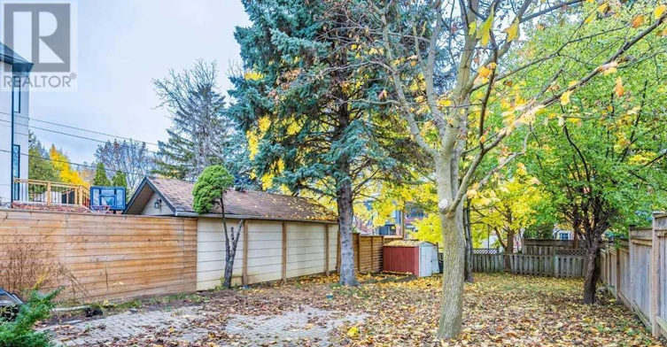 323 Rumsey Road, Toronto, ON, M4G 1R6 - 23