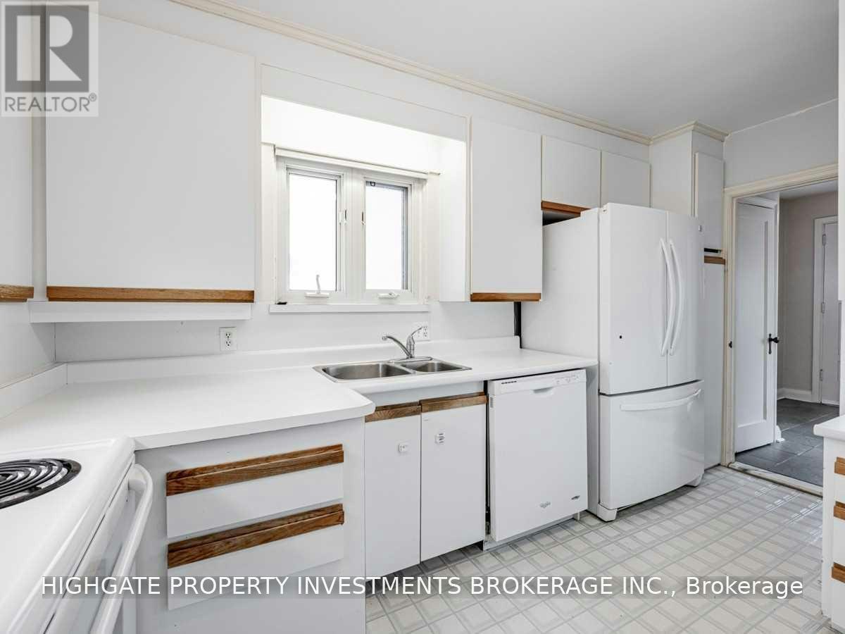 323 Rumsey Road, Toronto, ON, M4G 1R6 - 14