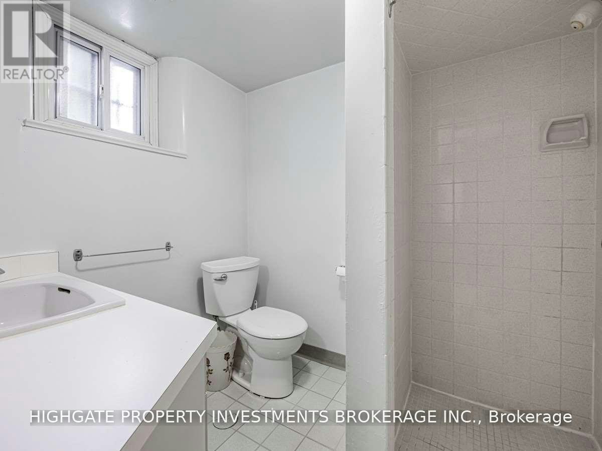323 Rumsey Road, Toronto, ON, M4G 1R6 - 18