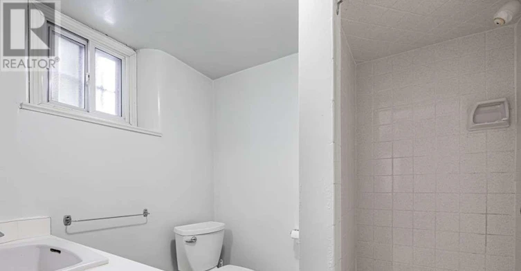 323 Rumsey Road, Toronto, ON, M4G 1R6 - 18