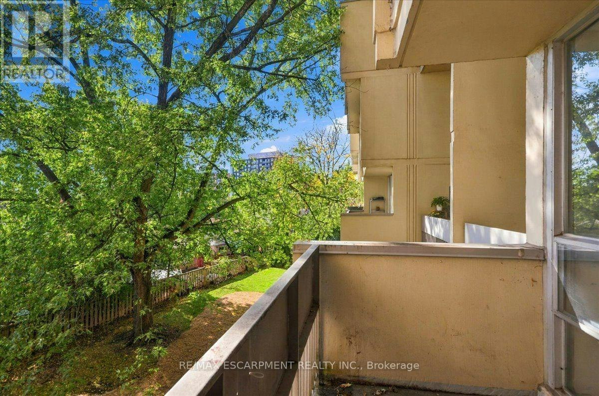 322-1300 Marlborough Court, Oakville, ON, L6H 2S2 - 12