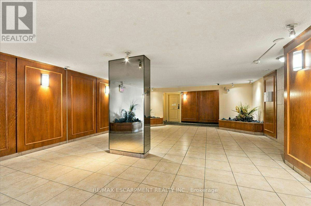 322-1300 Marlborough Court, Oakville, ON, L6H 2S2 - 35