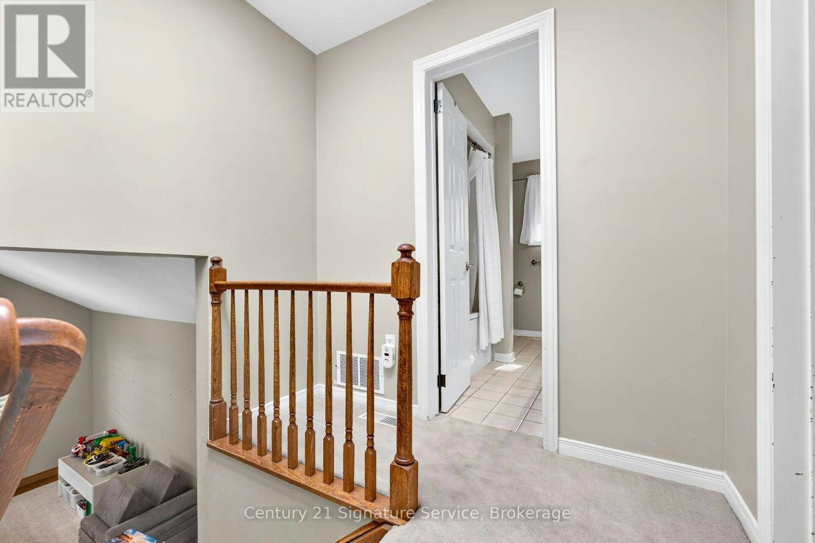 11 Fuller Crescent, Thorold, ON, L2V 4B9 - 24