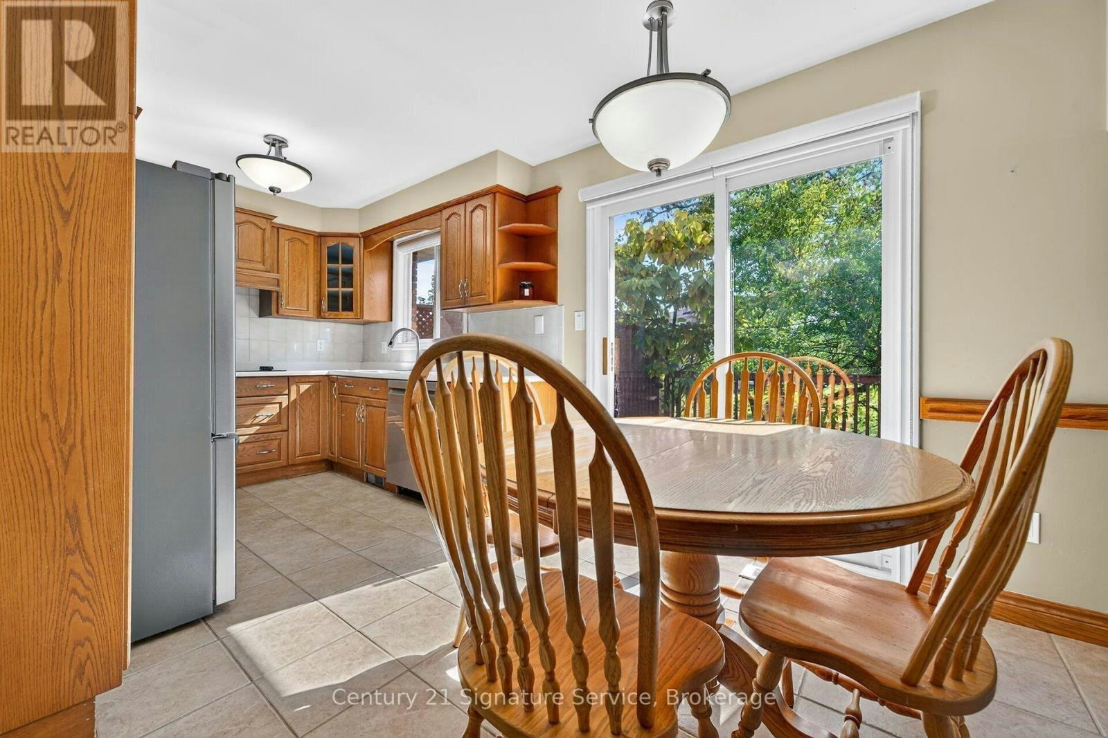 11 Fuller Crescent, Thorold, ON, L2V 4B9 - 5