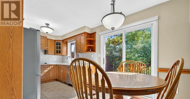 11 Fuller Crescent, Thorold, ON, L2V 4B9 - 5