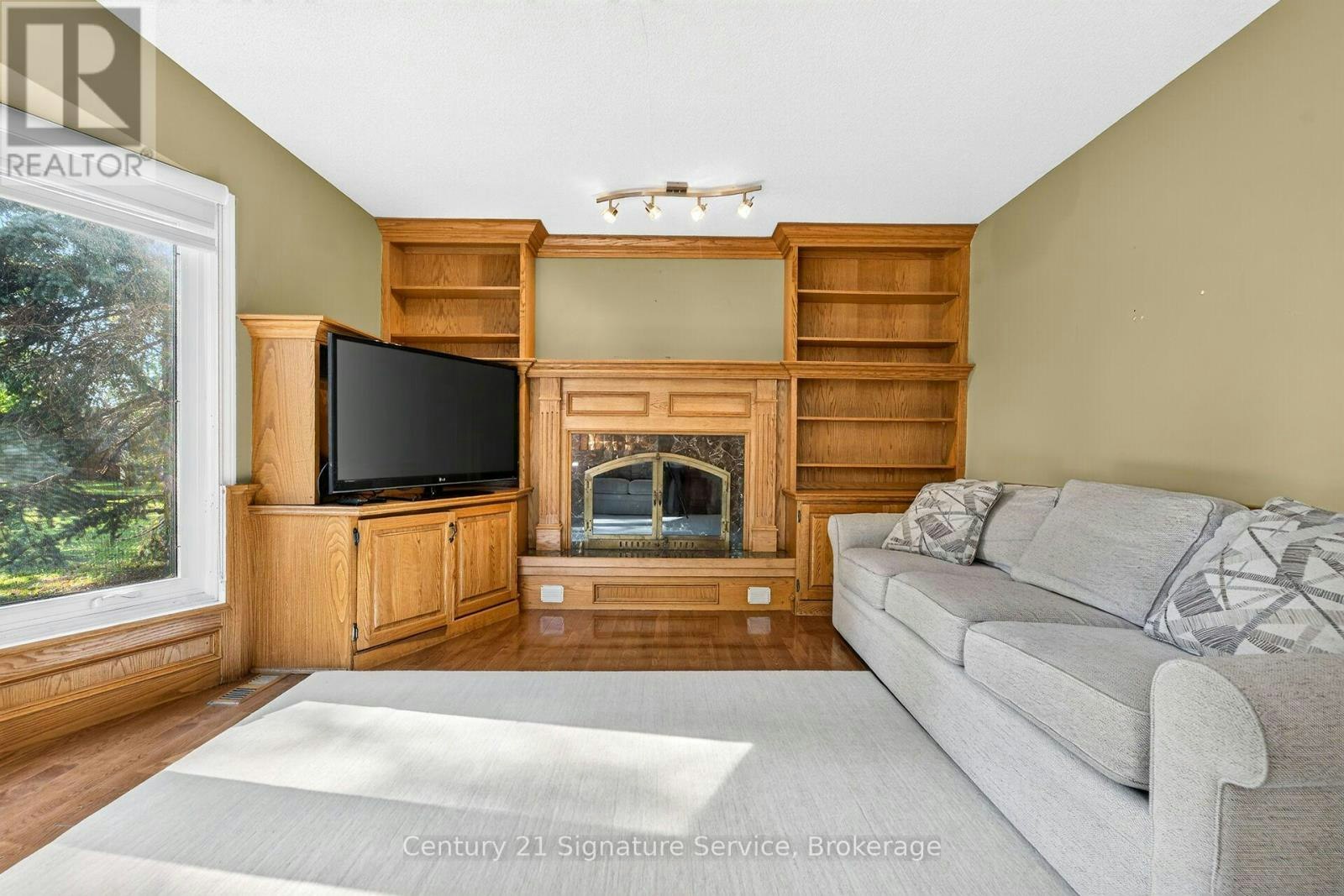 11 Fuller Crescent, Thorold, ON, L2V 4B9 - 8