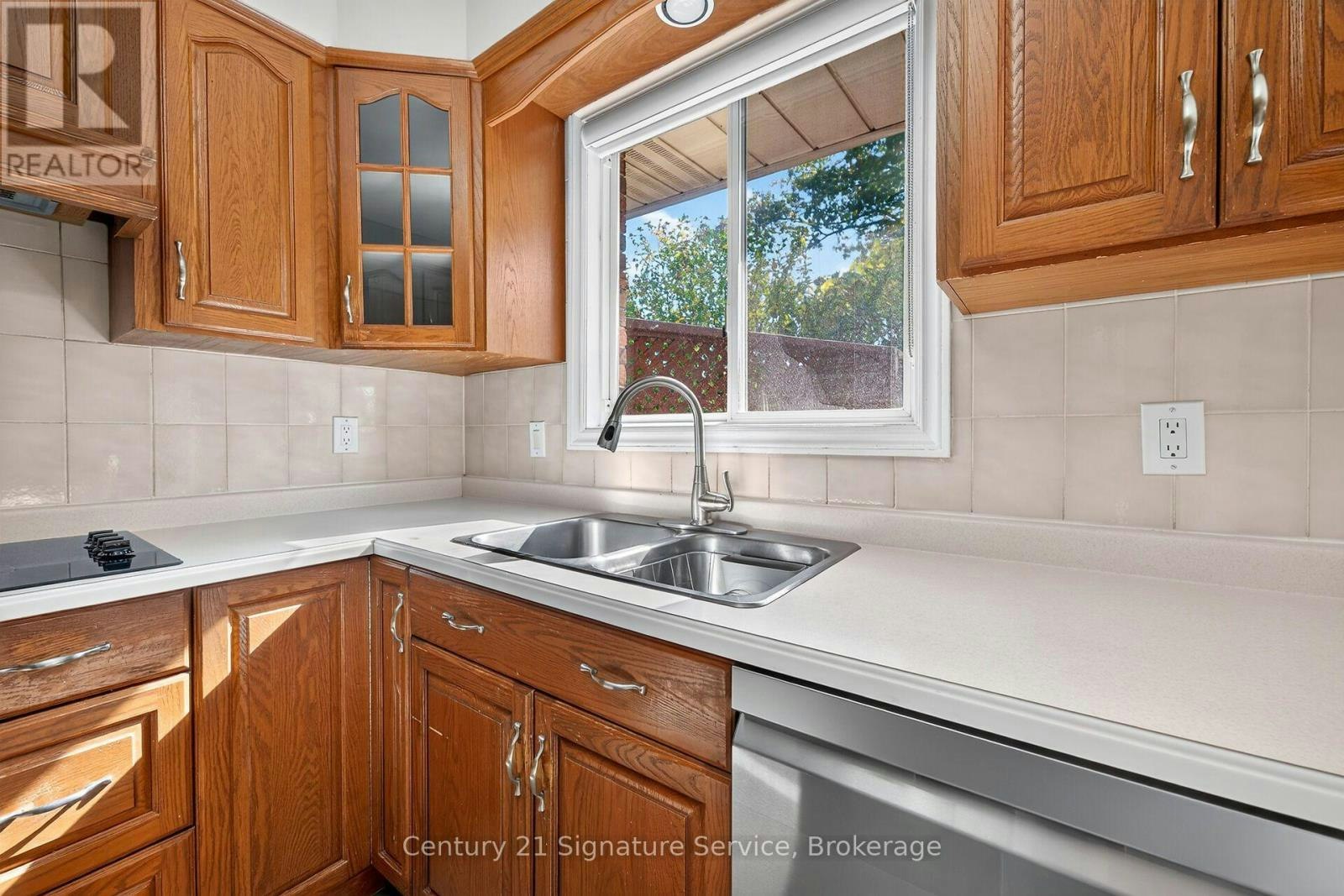 11 Fuller Crescent, Thorold, ON, L2V 4B9 - 14