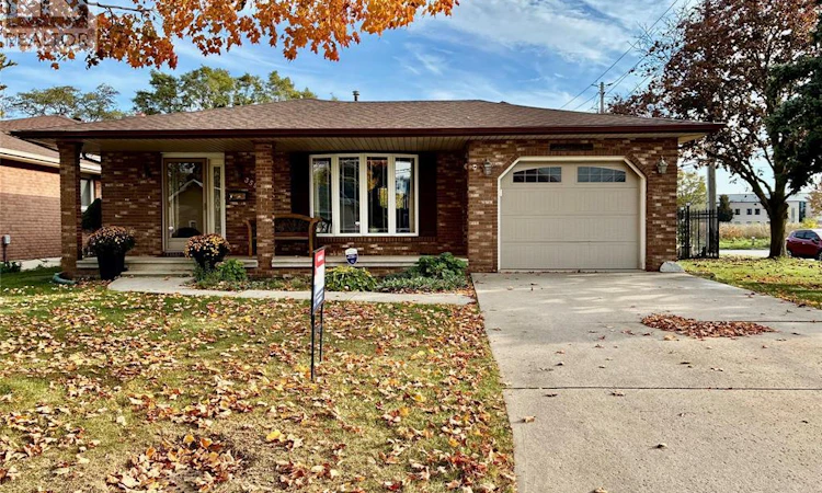 3596 Hemlock