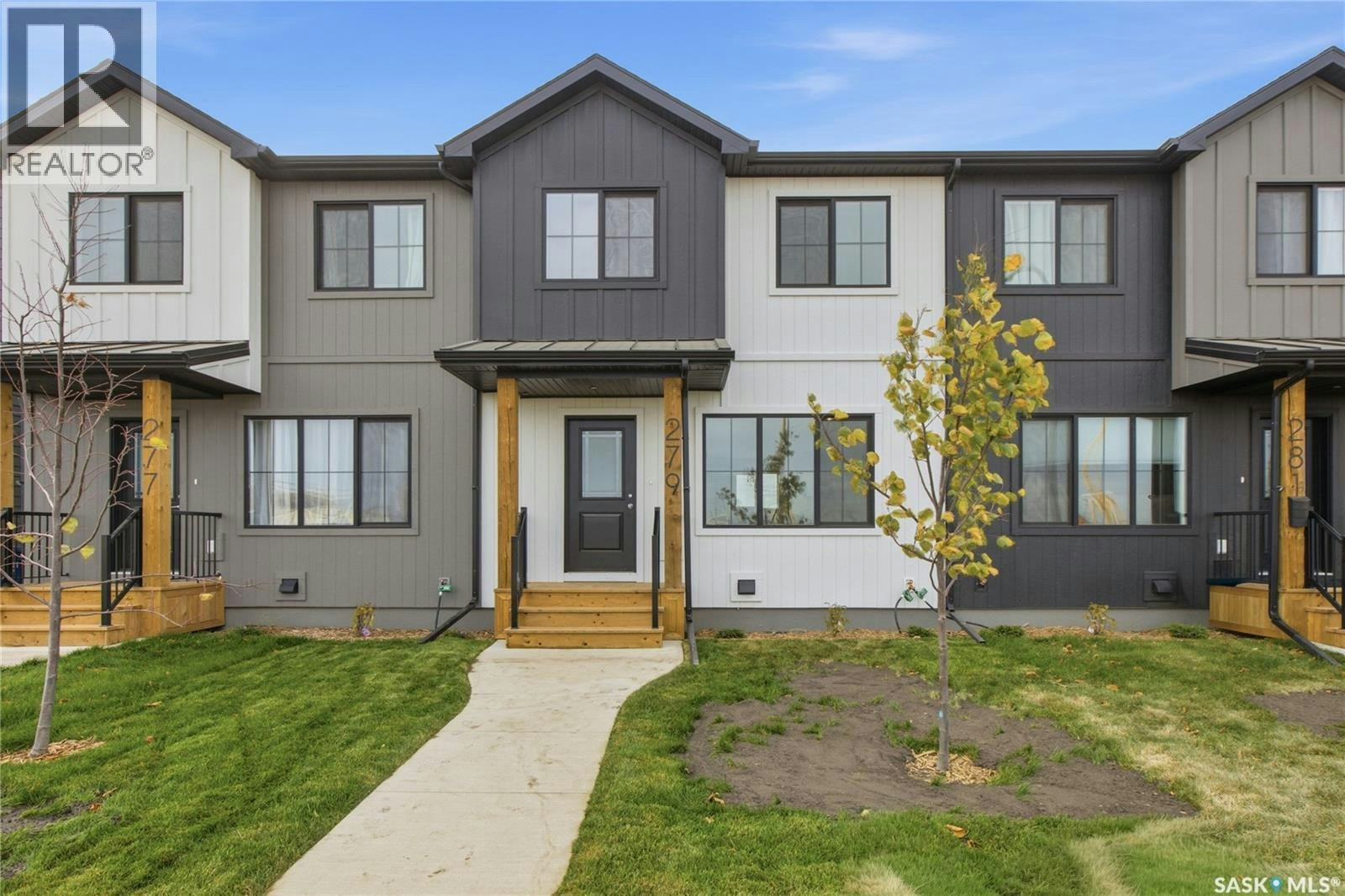 279 Mark Bend, Saskatoon, SK, S7V 2B8