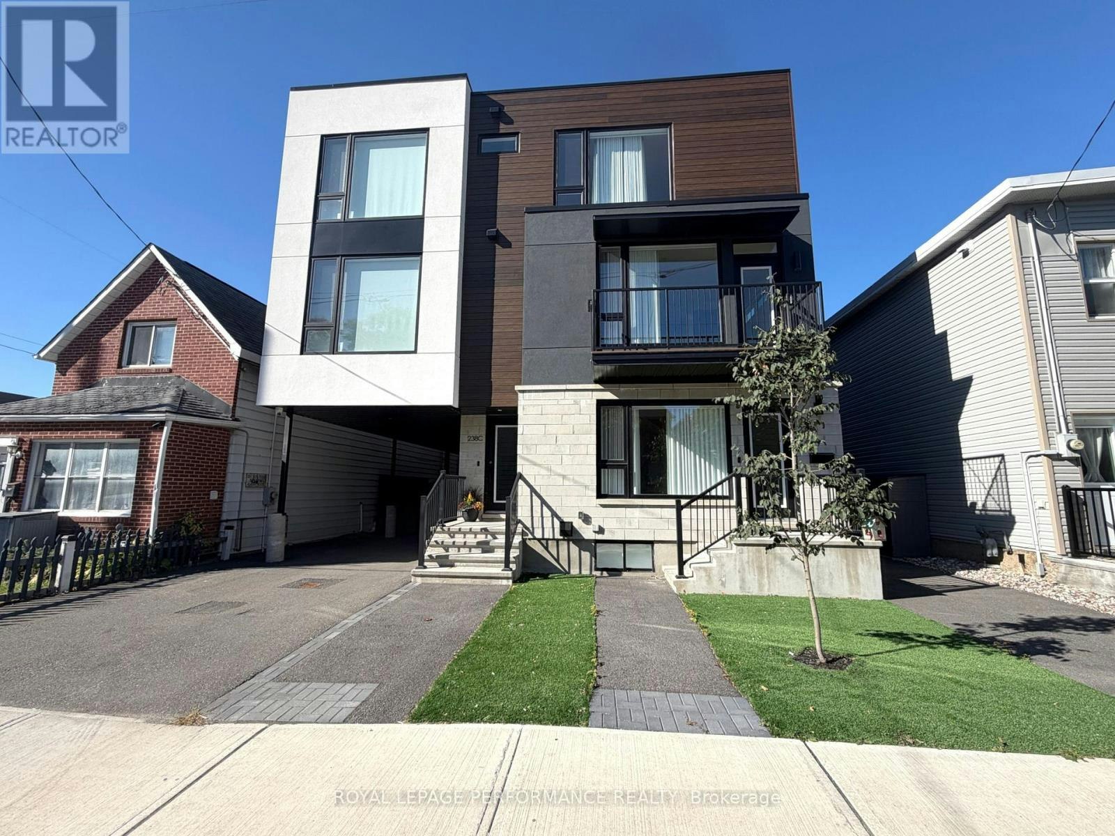 A/B-238 Lebreton Street N, Ottawa, ON, K1R 7J3