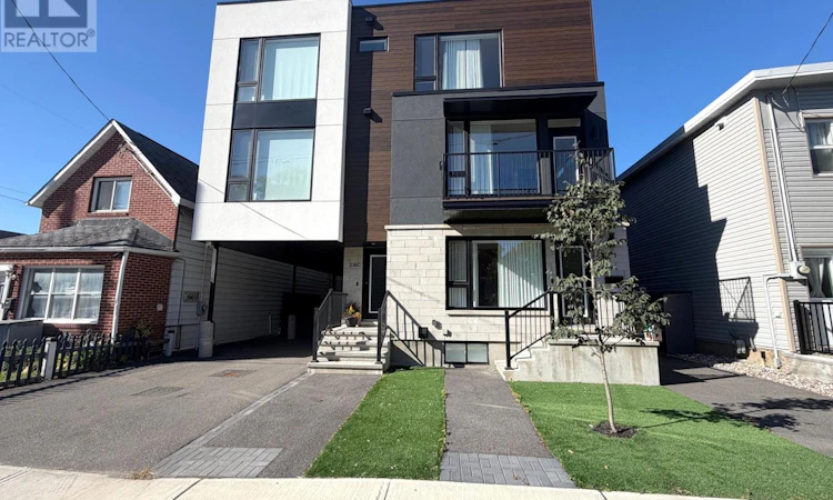 A/B-238 Lebreton Street N