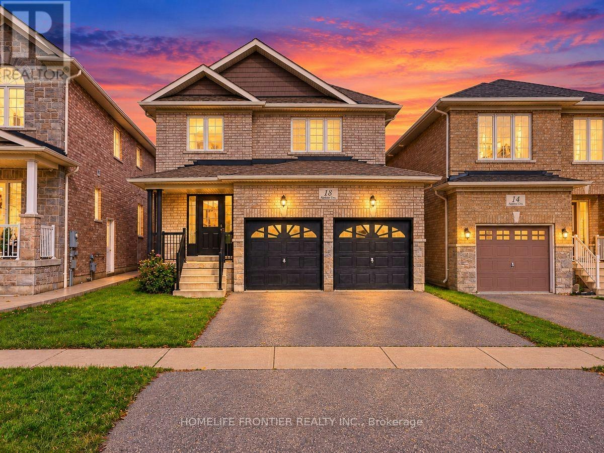 18 Hopkins Crescent, Bradford West Gwillimbury, ON, L3Z 0R6