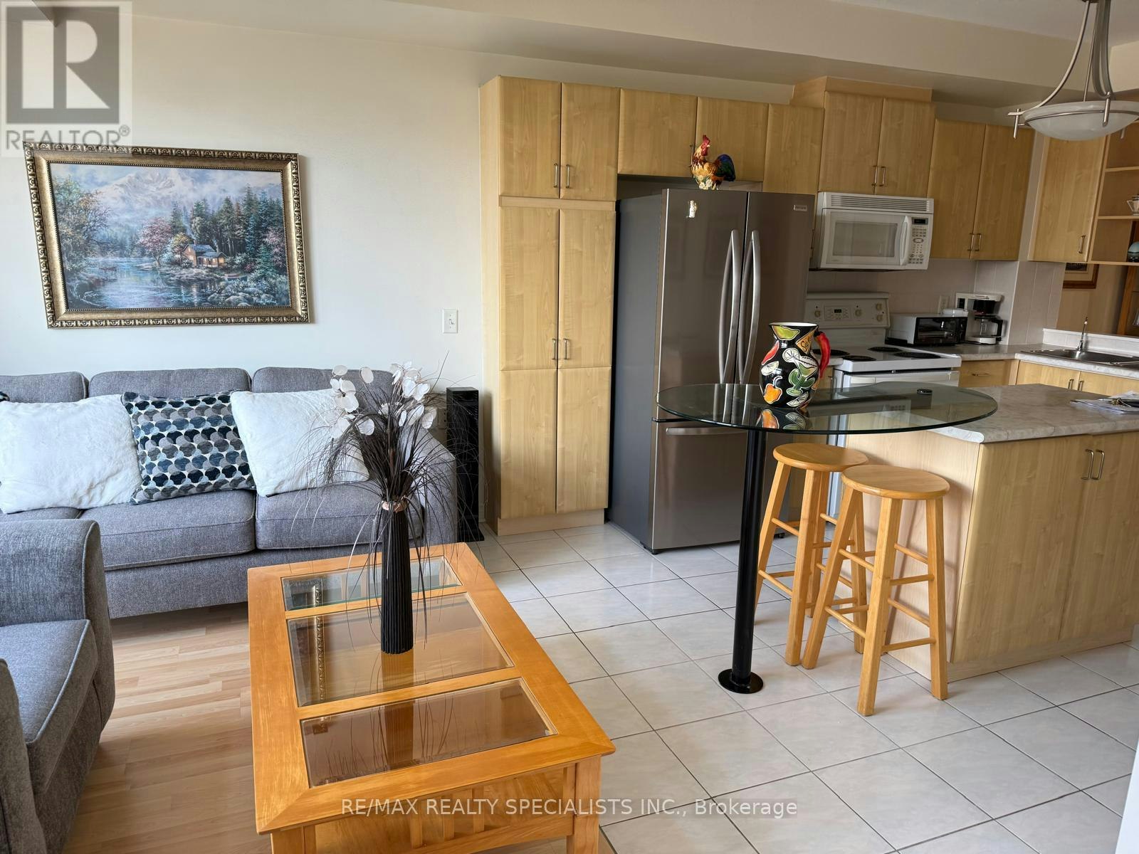 1502-200 Burnhamthorpe Road E, Mississauga, ON, L5A 4L4