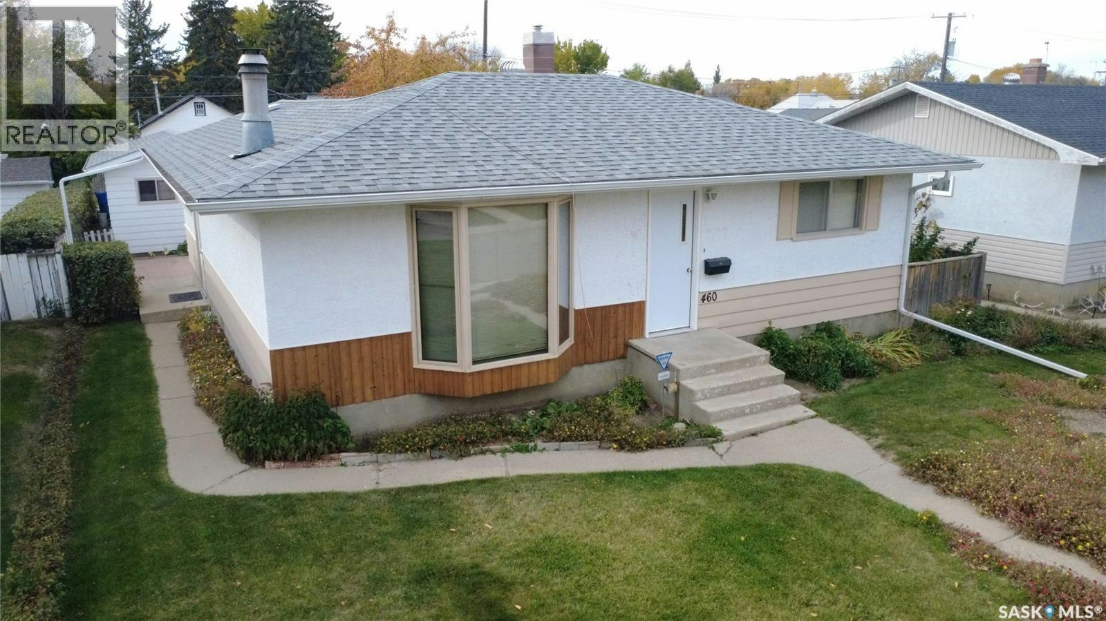 460 7th Avenue SE, Swift Current, SK, S9H 3P9