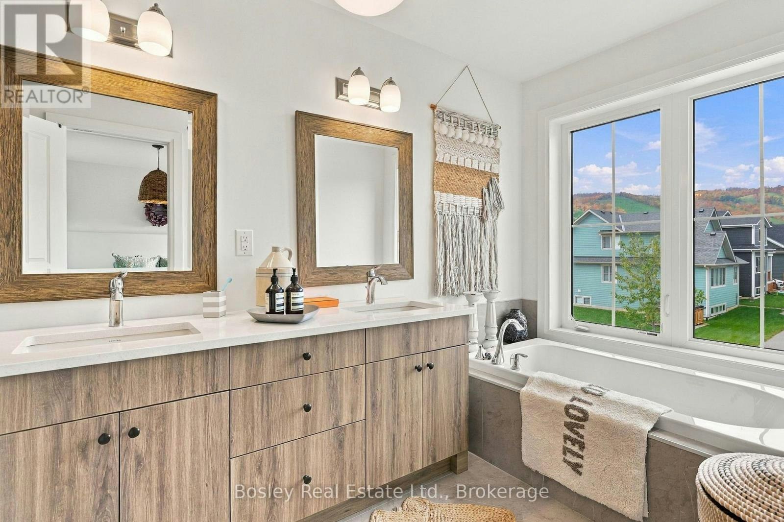 242 Courtland Street, Blue Mountains, ON, L9Y 0R4 - 21