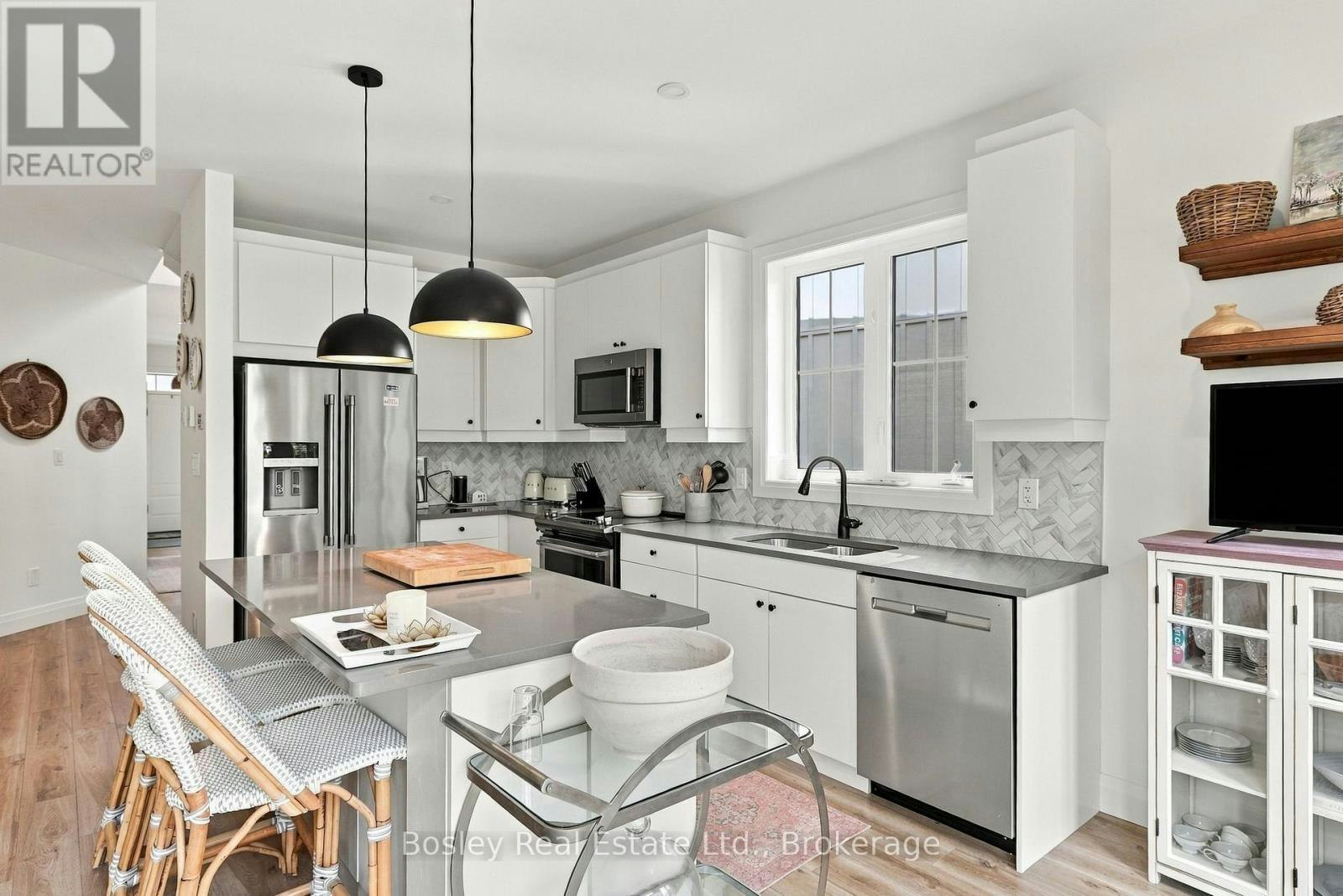 242 Courtland Street, Blue Mountains, ON, L9Y 0R4 - 15