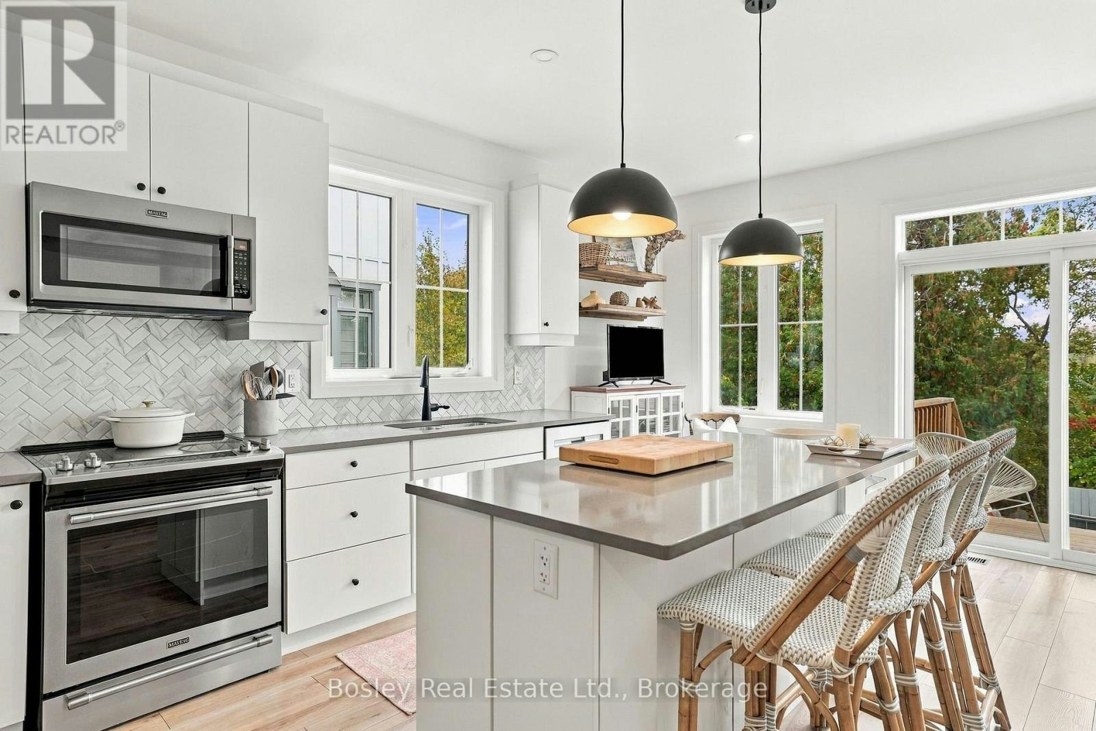 242 Courtland Street, Blue Mountains, ON, L9Y 0R4 - 17