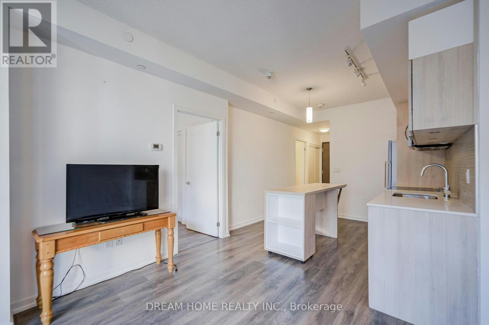 504-50 Forest Manor Road, Toronto, ON, M2J 0E3 - 19