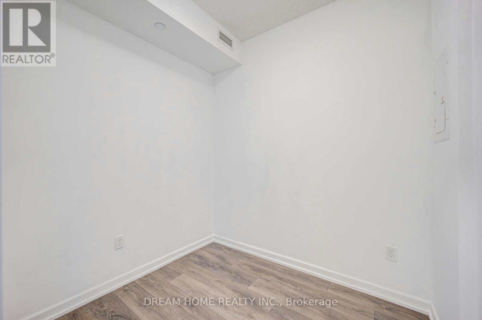 504-50 Forest Manor Road, Toronto, ON, M2J 0E3 - 25