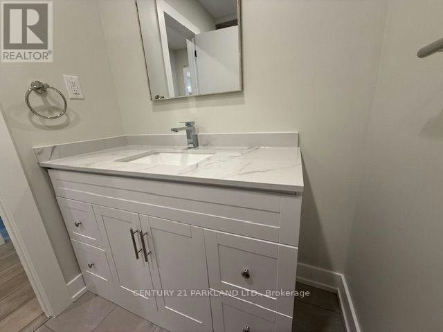 MAIN LEVEL-82 Verobeach Boulevard, Toronto, ON, M9M 1P9 - 20