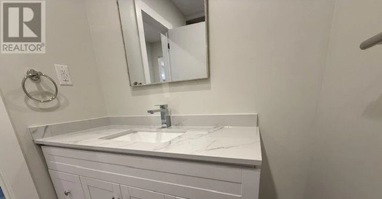 MAIN LEVEL-82 Verobeach Boulevard, Toronto, ON, M9M 1P9 - 20