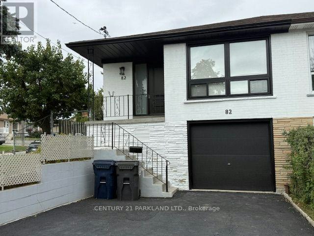 MAIN LEVEL-82 Verobeach Boulevard, Toronto, ON, M9M 1P9