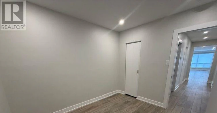 MAIN LEVEL-82 Verobeach Boulevard, Toronto, ON, M9M 1P9 - 15