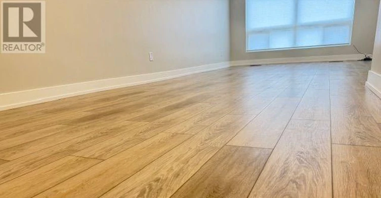 MAIN LEVEL-82 Verobeach Boulevard, Toronto, ON, M9M 1P9 - 21