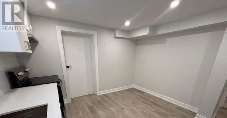 BASEMENT-82 Verobeach Boulevard, Toronto, ON, M9M 1P9 - 5