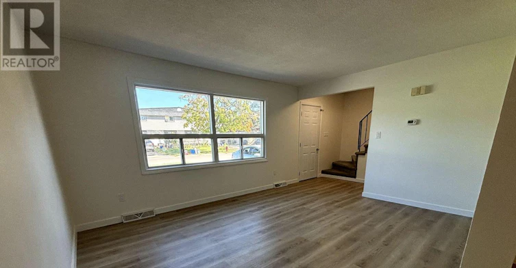 A-107 Endicott Terrace, Welland, ON, L3C 5S3 - 8