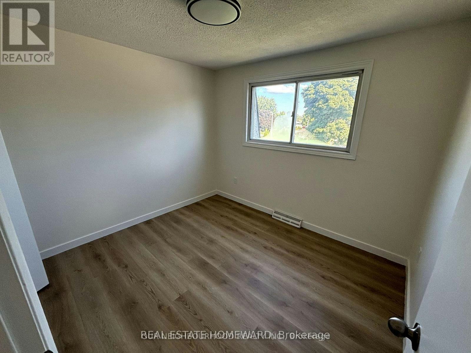 A-107 Endicott Terrace, Welland, ON, L3C 5S3 - 13