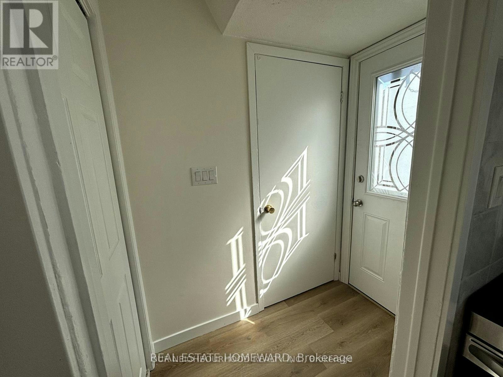 A-107 Endicott Terrace, Welland, ON, L3C 5S3 - 2