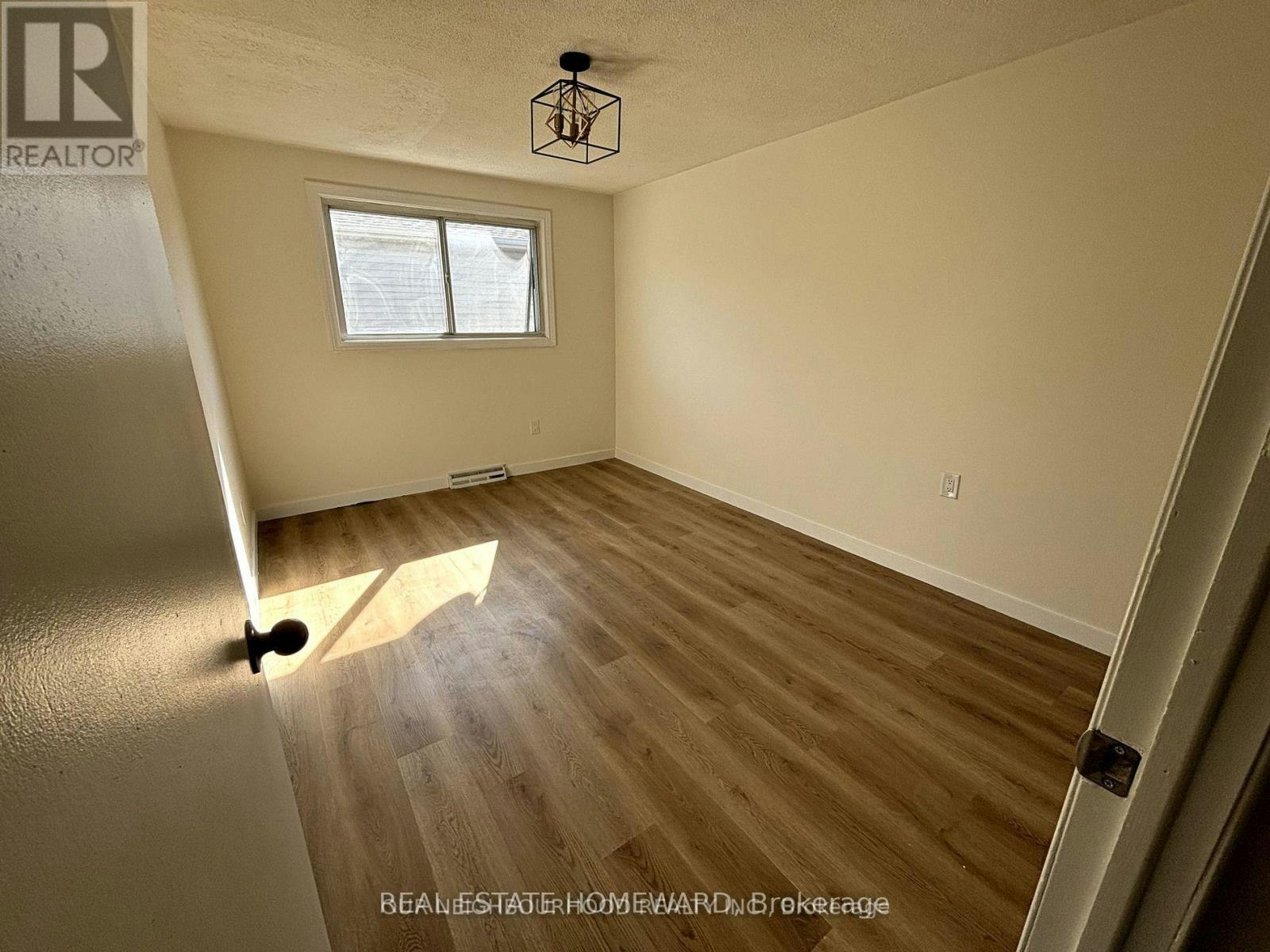 A-107 Endicott Terrace, Welland, ON, L3C 5S3 - 10