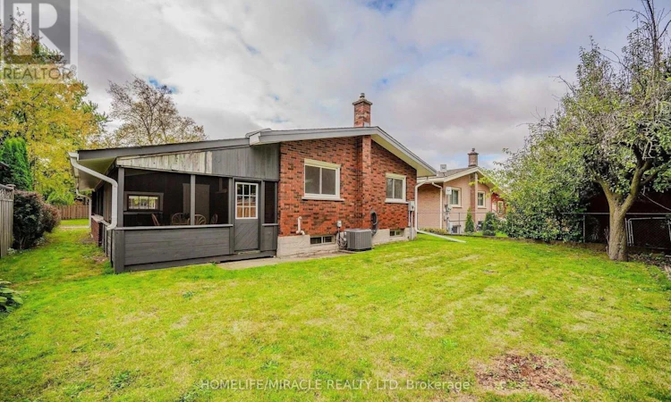 10 Greenwood Avenue