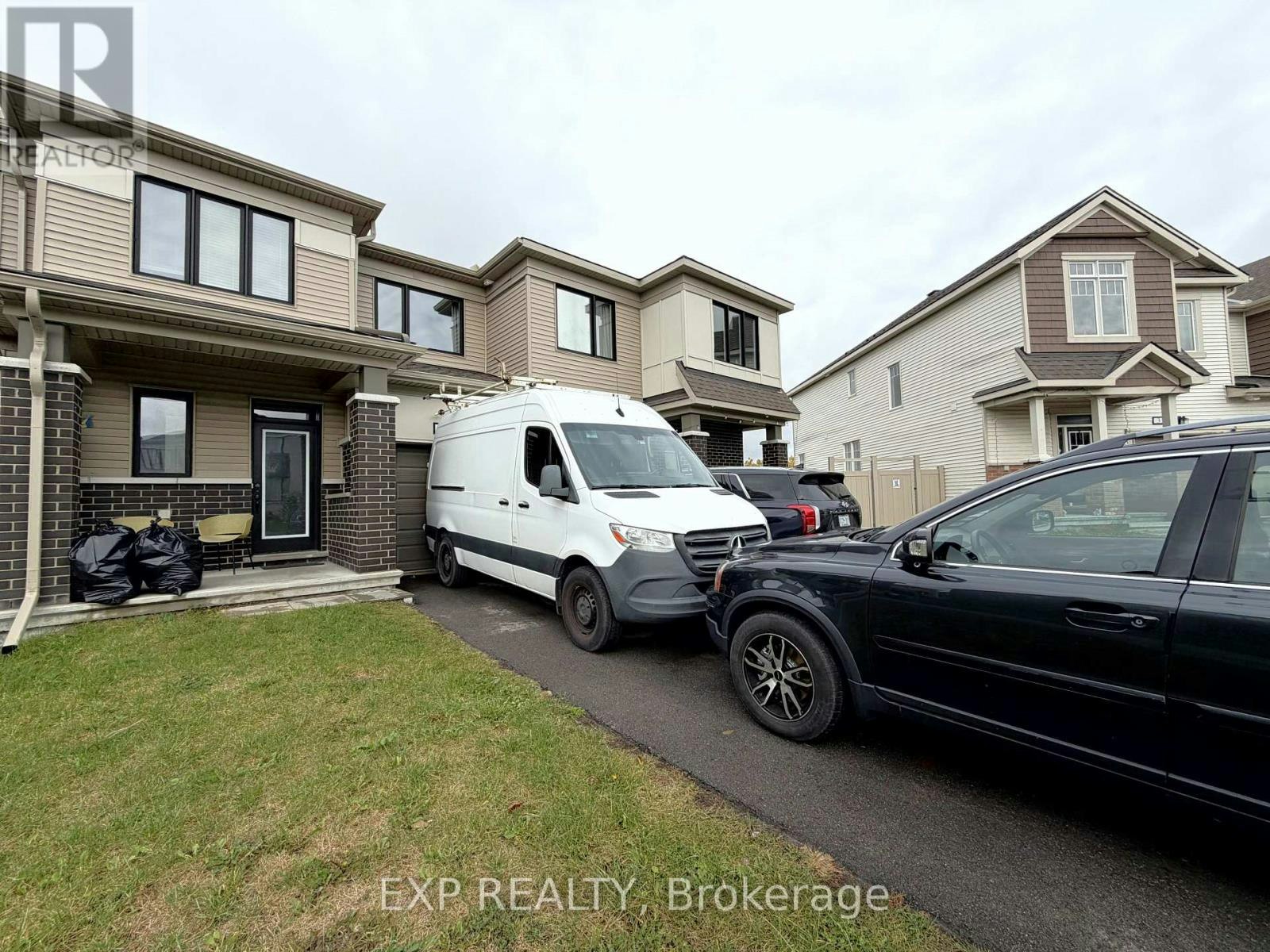 27 Bermondsey Way, Ottawa, ON, K2S 2Y7