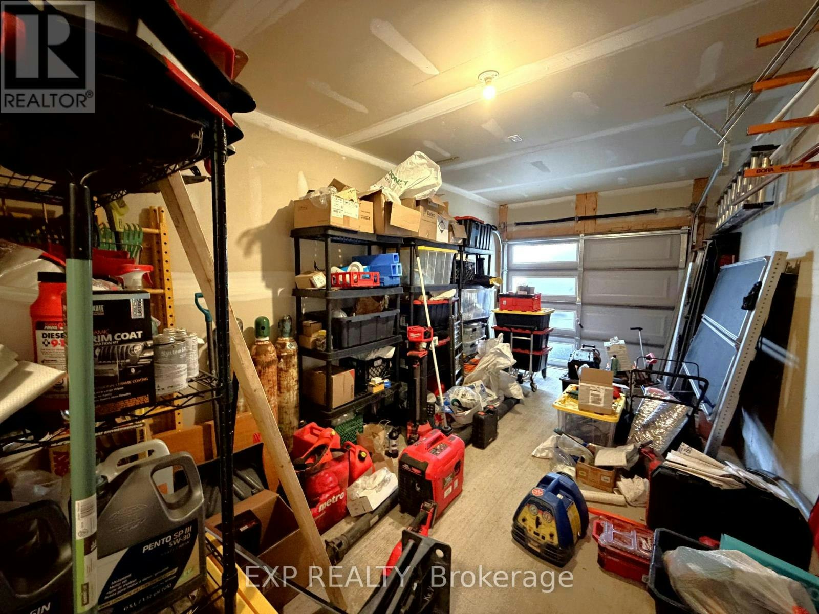 27 Bermondsey Way, Ottawa, ON, K2S 2Y7 - 23