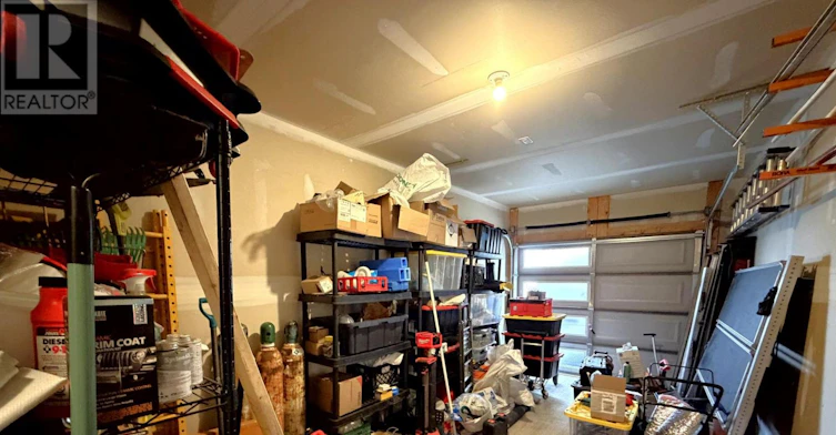 27 Bermondsey Way, Ottawa, ON, K2S 2Y7 - 23