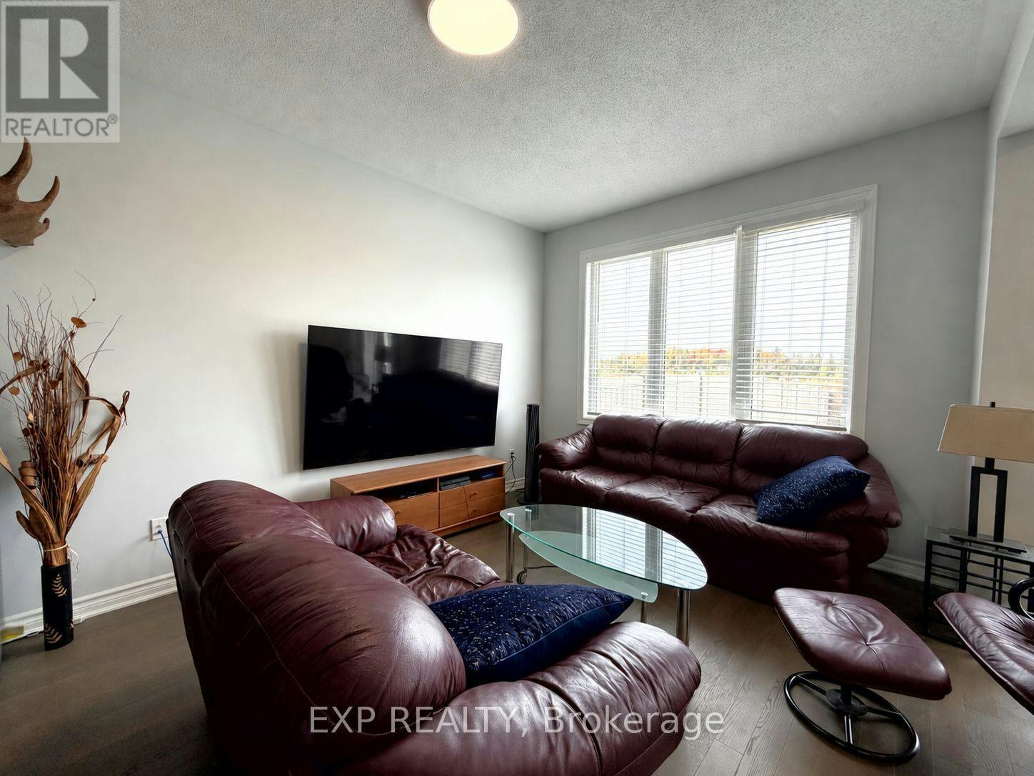 27 Bermondsey Way, Ottawa, ON, K2S 2Y7 - 6