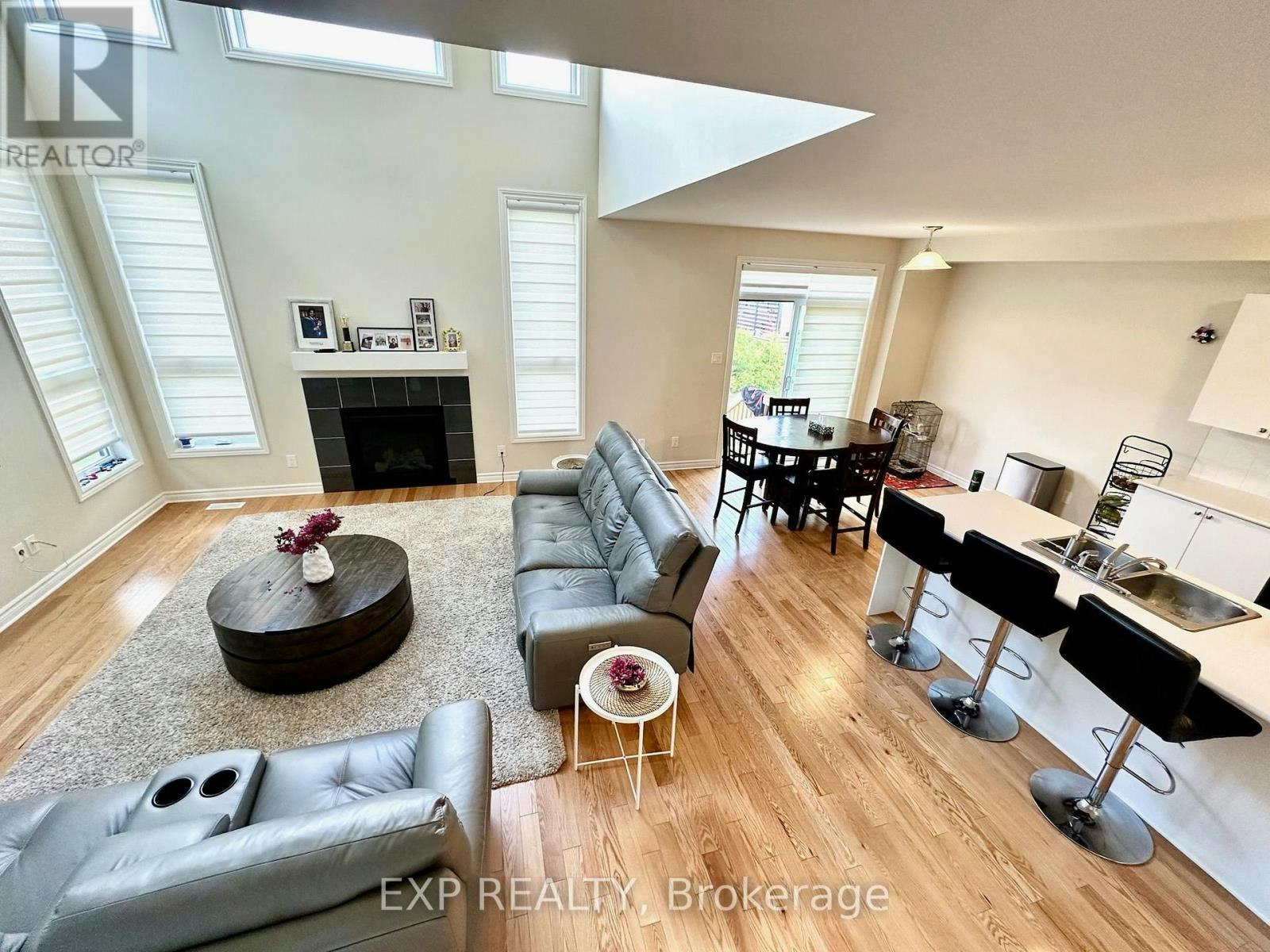 712 Namur Street, Russell, ON, K0A 1W0 - 2