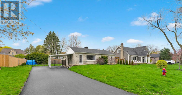 MAIN FLOOR-65 Cumming Court, Hamilton, ON, L9G 1V4