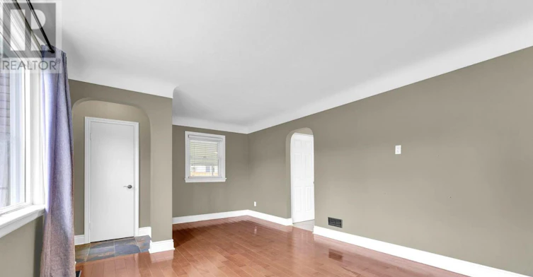 MAIN FLOOR-65 Cumming Court, Hamilton, ON, L9G 1V4 - 5
