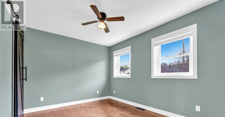 MAIN FLOOR-65 Cumming Court, Hamilton, ON, L9G 1V4 - 14