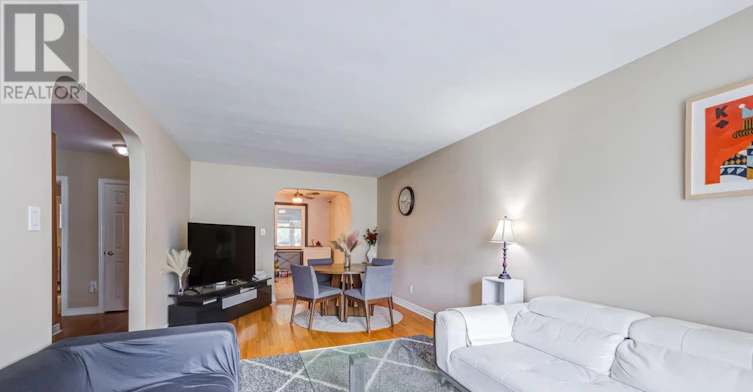 180 Sherwood Avenue, Oshawa, ON, L1G 3L8 - 4