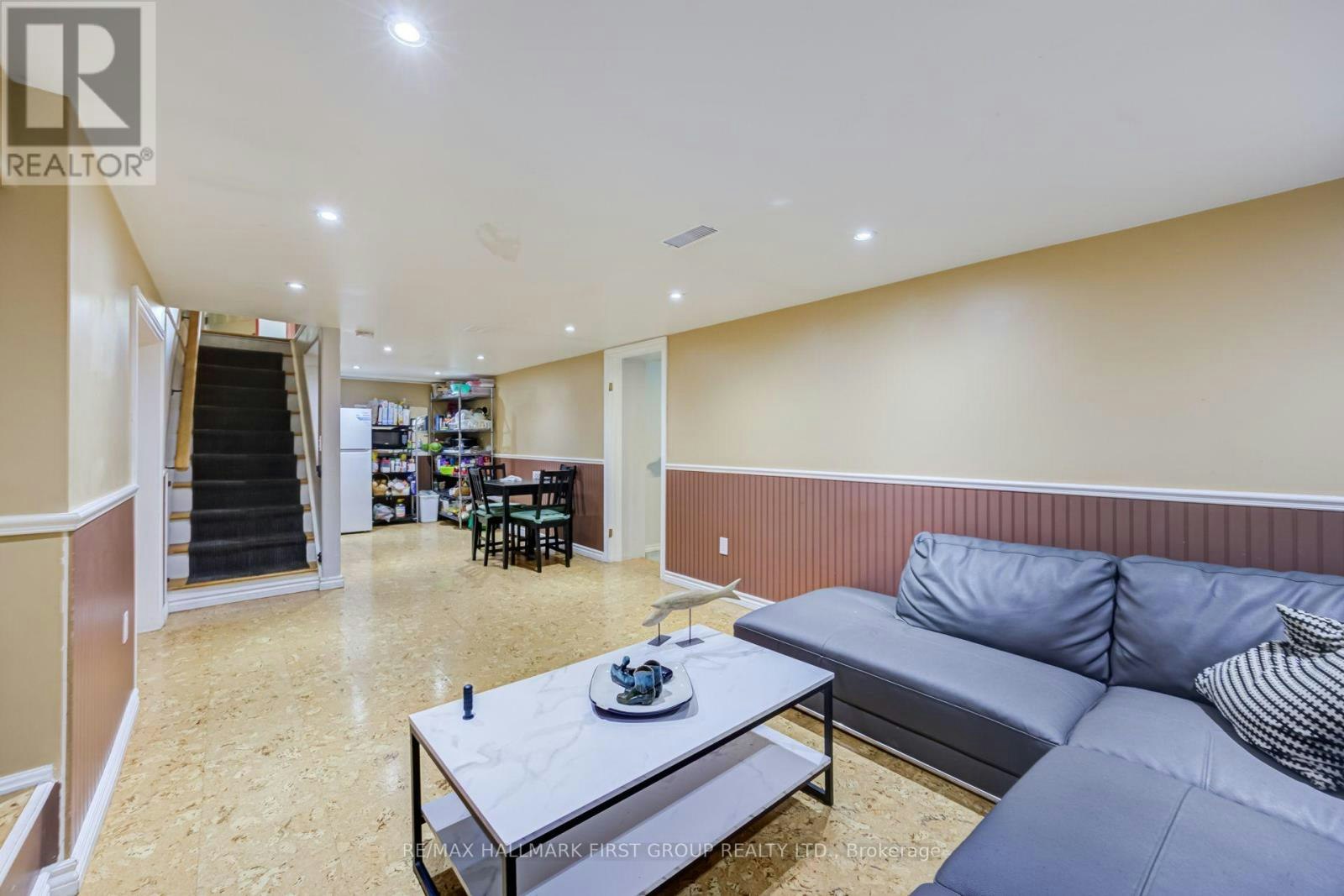 180 Sherwood Avenue, Oshawa, ON, L1G 3L8 - 16